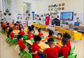 BỮA TIỆC BUFFET CUỐI NĂM - NGẬP TRÀN NIỀM VUI VÀ TIẾNG CƯỜI TRẺ THƠ