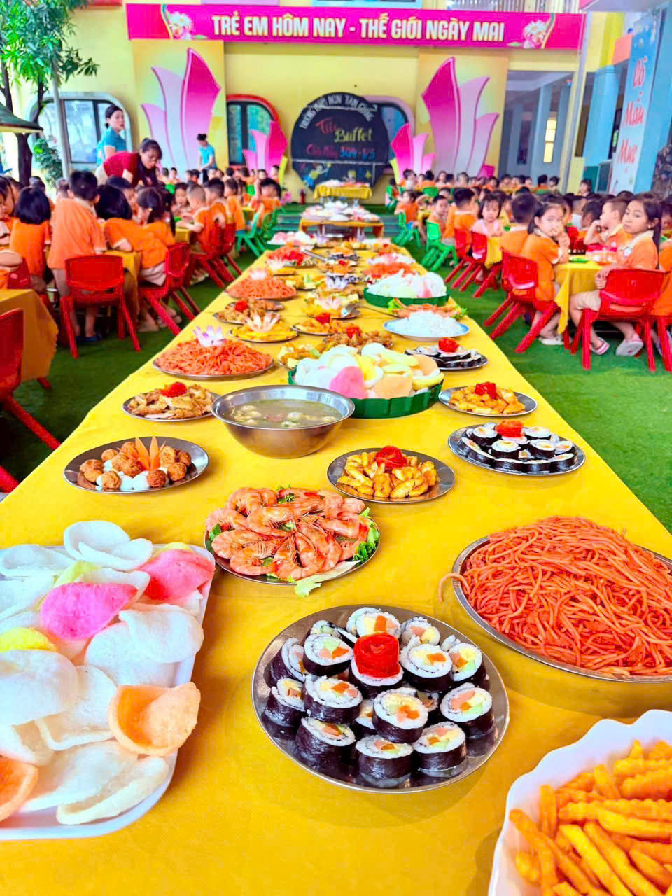 TIỆC BUFFET CHÀO MỪNG 30/4 & 1/5 – NGẬP TRÀN NIỀM VUI TẠI TRƯỜNG MẦM NON TÂN GIANG