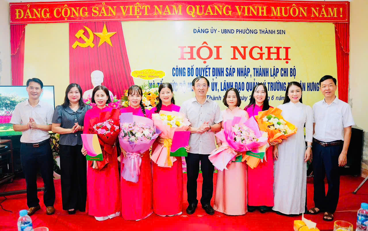 HỘI NGHỊ CÔNG BỐ THÀNH LẬP TRƯỜNG MẦM NON TÂN HƯNG - QUYẾT ĐỊNH THÀNH LẬP CHI BỘ VÀ KIỆN TOÀN TỔ CHỨC BỘ MÁY LÃNH ĐẠO, QUẢN LÝ NHÀ TRƯỜNG